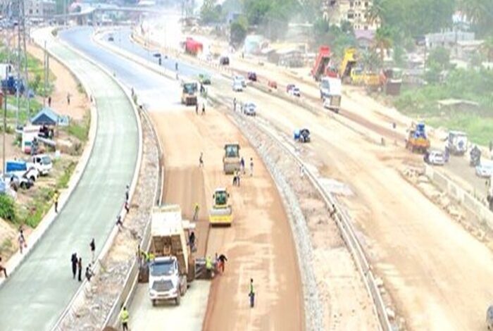 Gov’t Disburses GH¢809m  to Pokuase–Nsawam Highway Contractor