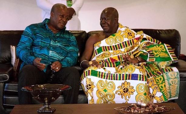 Helicopter Crash: Asantehene Offers Condolences to Mahama